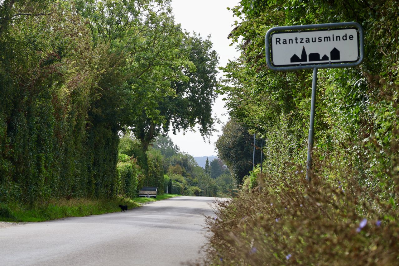 Højensvej ved Rantzausminde, lige før byskiltet