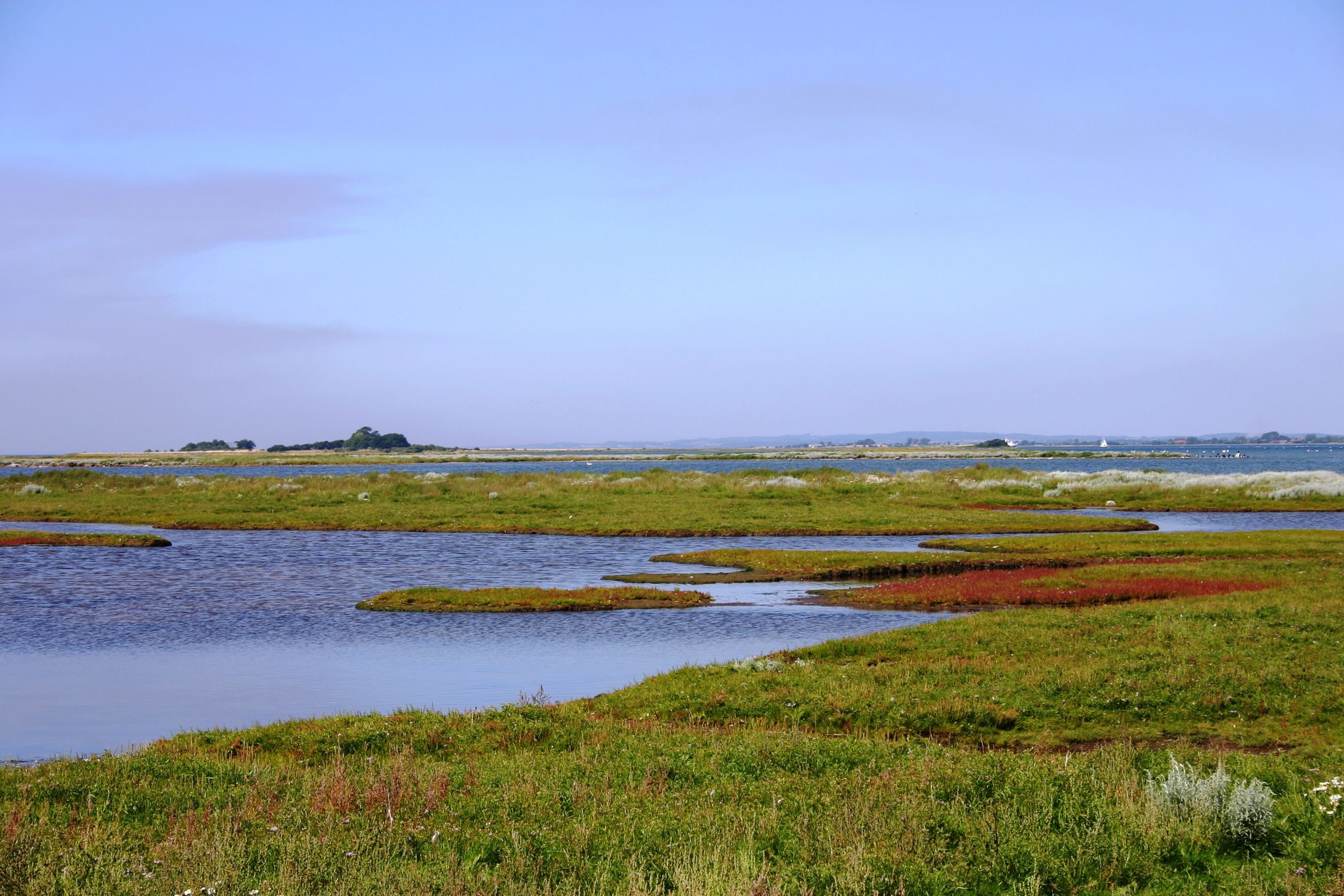 Det Sydfynske Øhav er et oversvømmet istidslandskab, hvor bakkerne når op over vandet og bliver til øer og holme