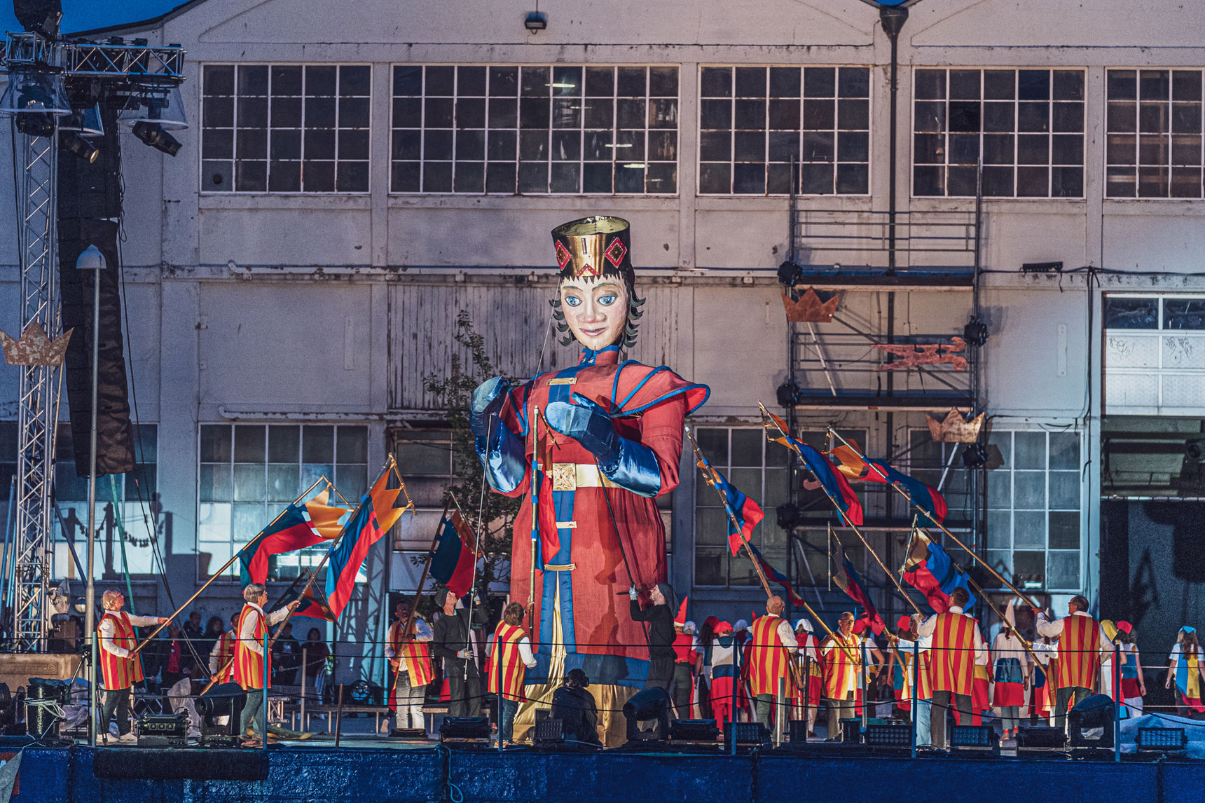 Fjeren og Rosen L2022